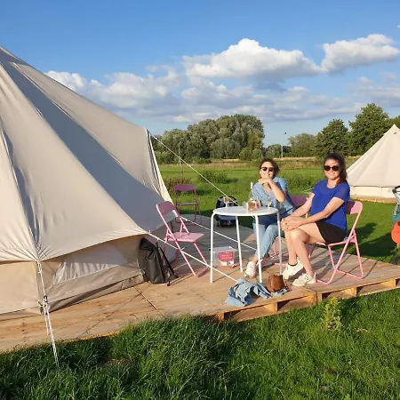 Vlaskamp Campismo de Luxo Menen